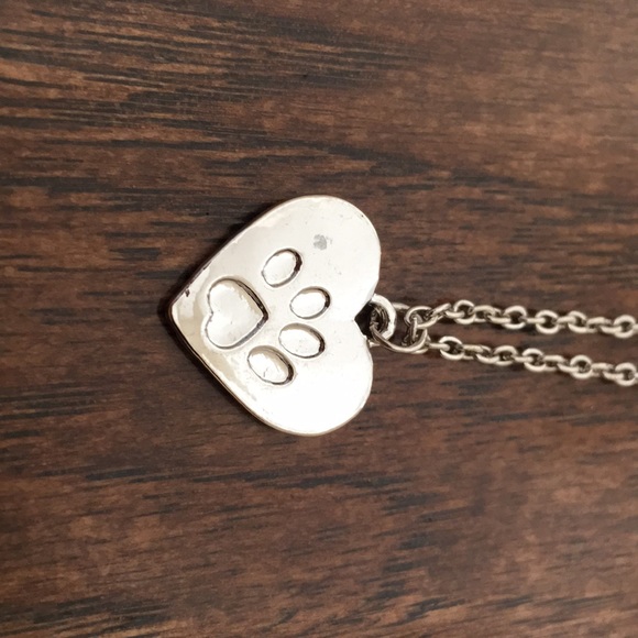 Paws of Love - Picture 2 of 7