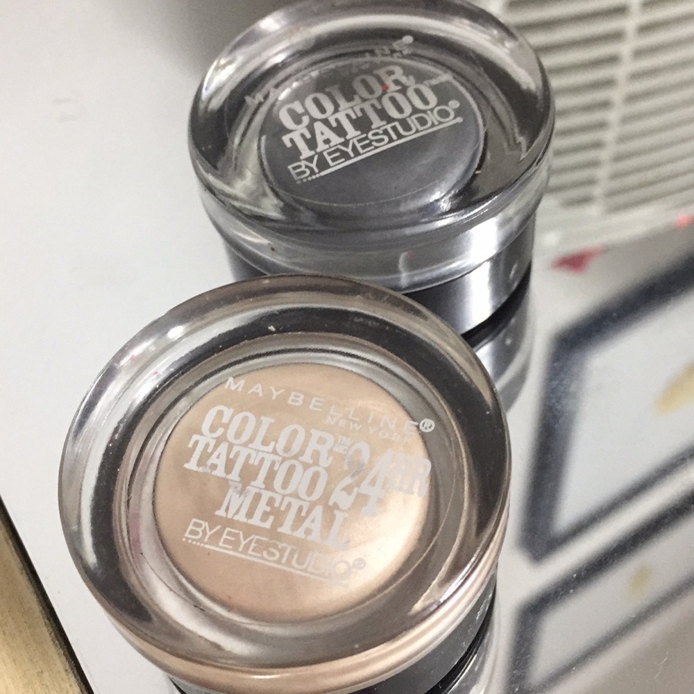 Lot Maybelline color tattoo eyeshadow