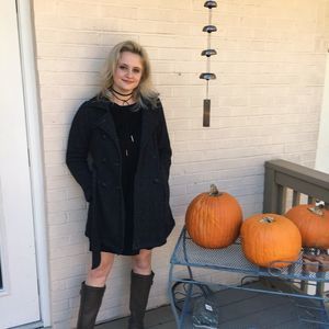 Meet your Posher, Mary mac