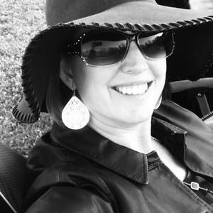 Meet your Posher, Angie