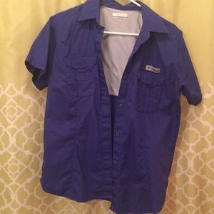 Columbia PFG fishing shirt. 🎣 women’s medium