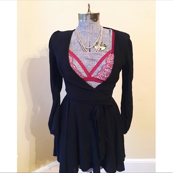 Ecote Dresses & Skirts - Urban Outfitters black wrap Dress 👗