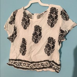 Black and white print crop top