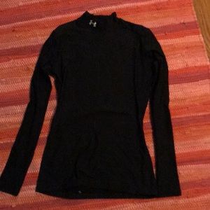 Black under armor long sleeved top