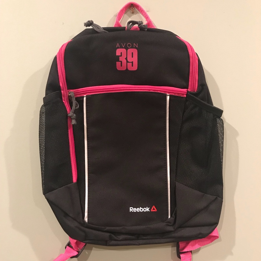 NEW Reebok Avon 39 Backpack Breast Cancer Medium