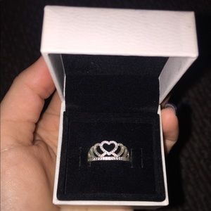 Hearts Tiara Ring (Clear) Pandora size 7!