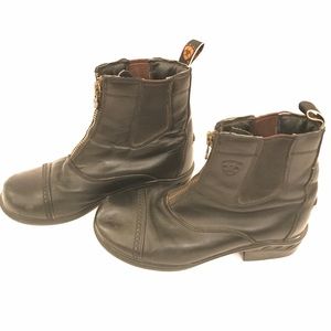 ARIAT BOOTS WITH ZIPPER😍😍 size 6B