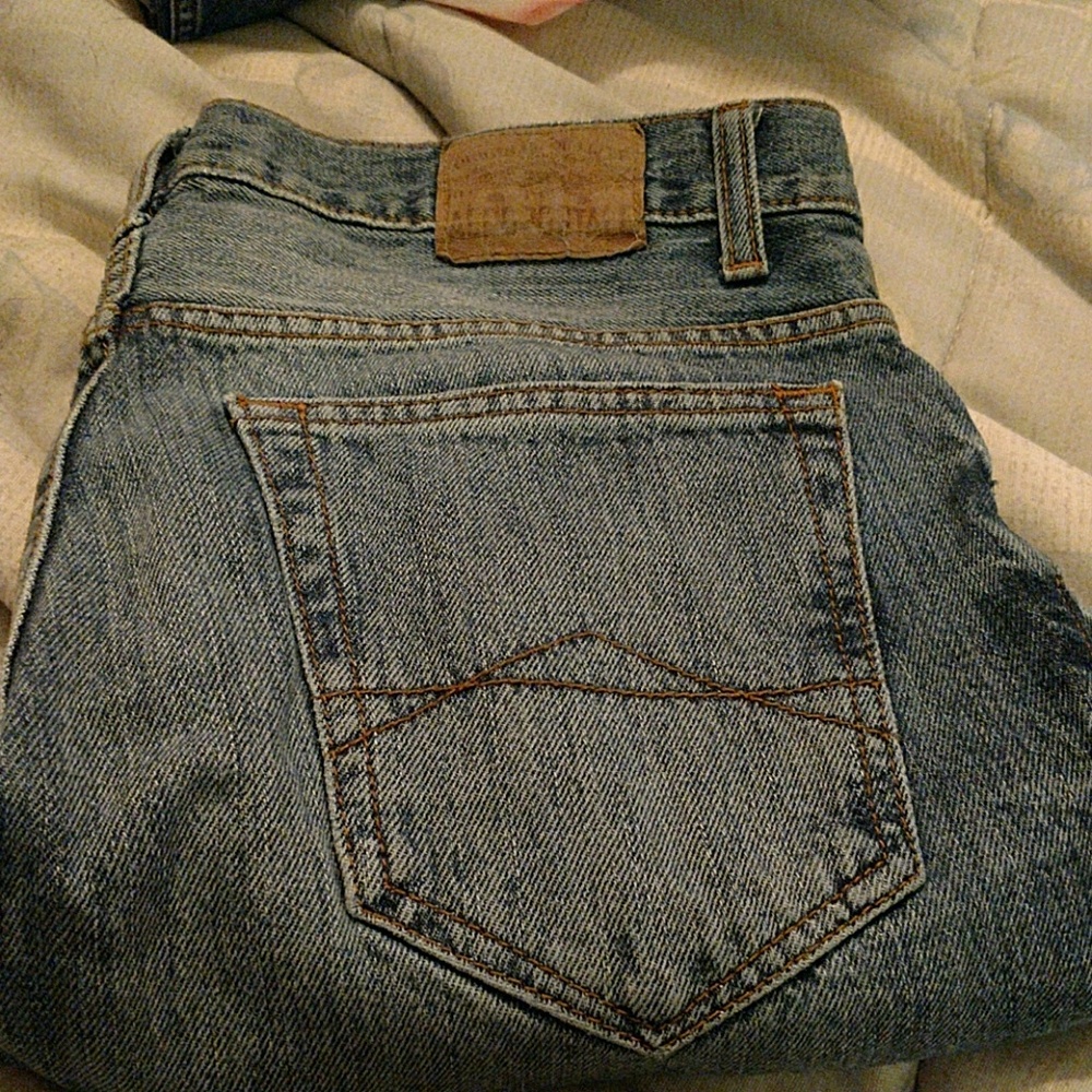 Several Brands of blu jeans