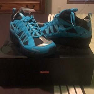 Supreme Nike Air Humara (blue)