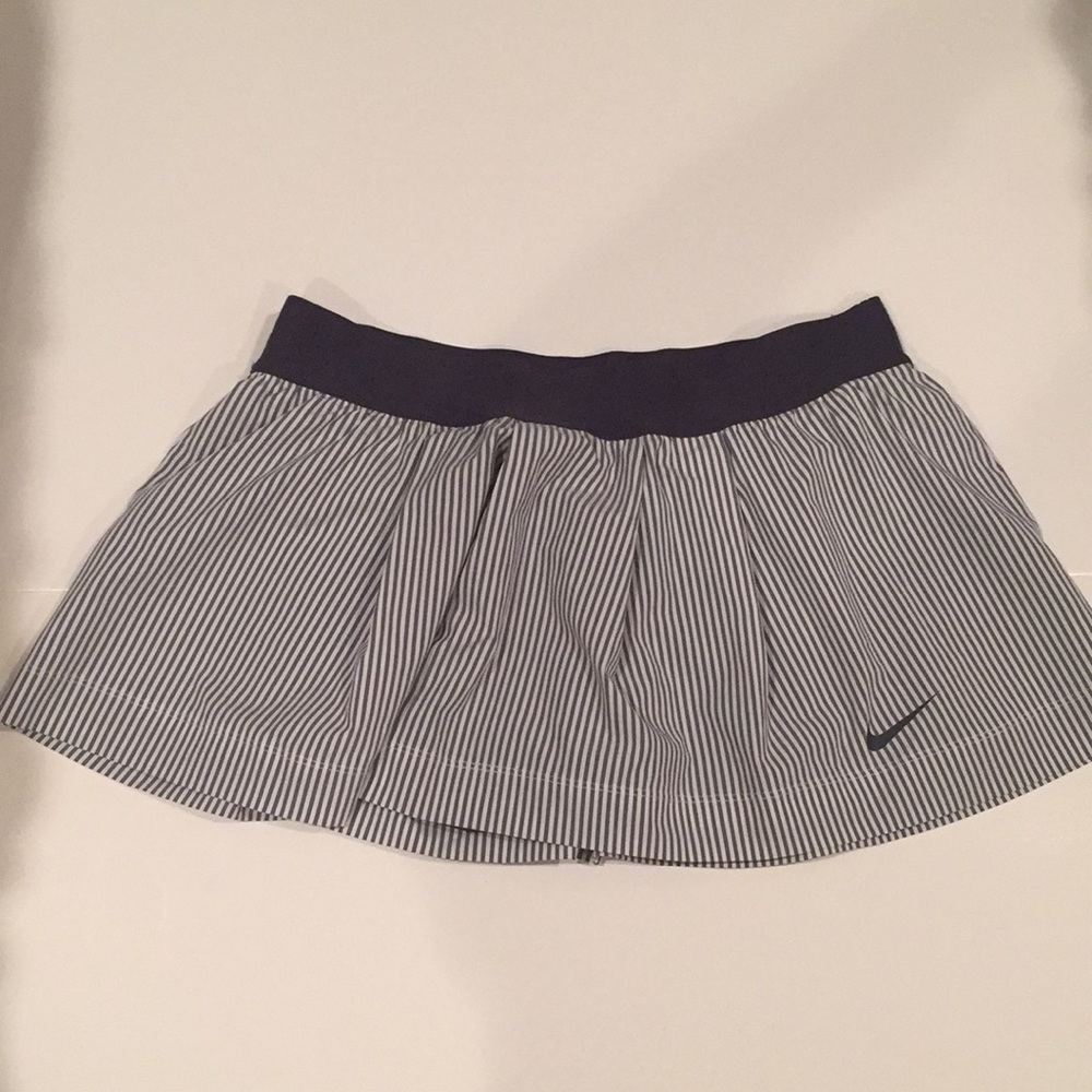 Nike tennis skirt
