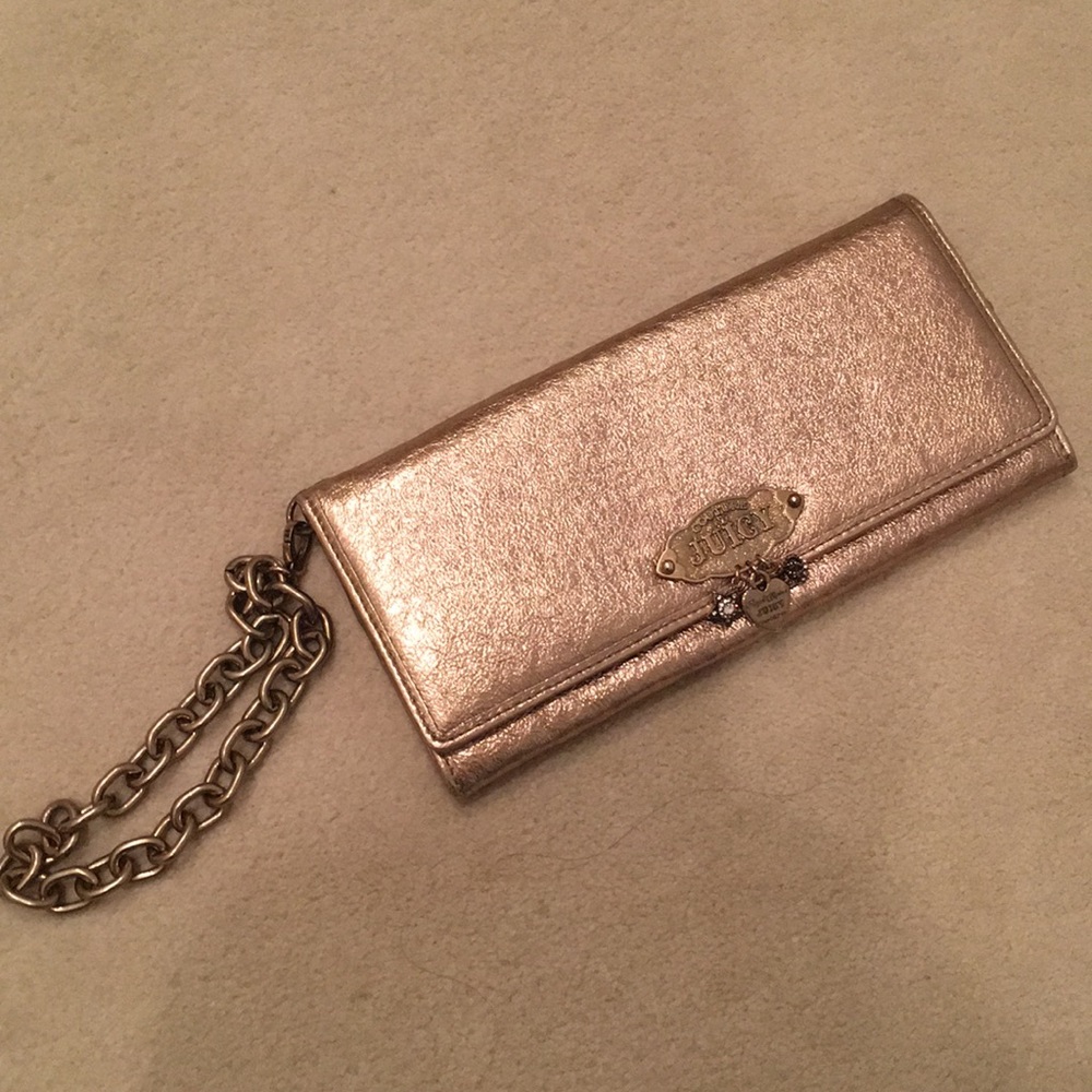 Juicy gold wristlet