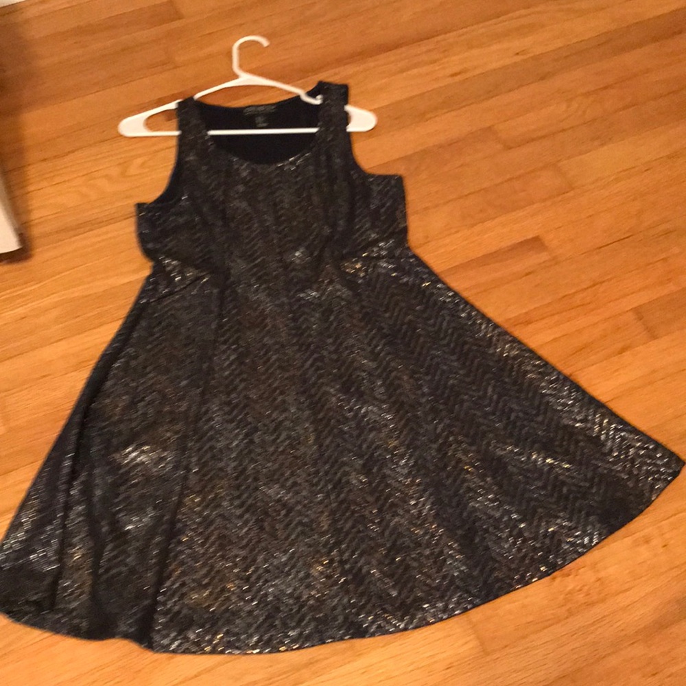 Forever 21 dress very shimmering and pretty