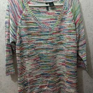 Rainbow color 3/4 length sleeve sweater