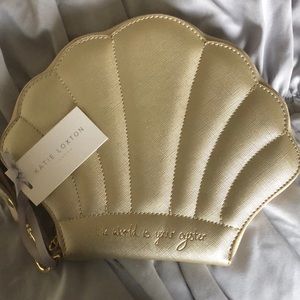Oyster purse