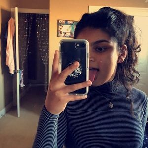 Meet your Posher, Shruti