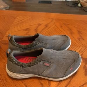 Women’s Ryka Terrain slip on size 9 New no  box