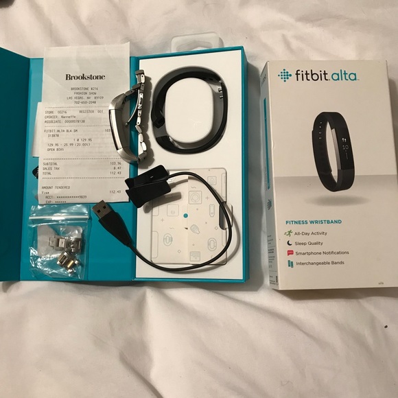 Fitbit Alta with Stainless Steel band - Picture 8 of 8