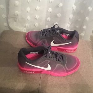 Nike Air Max Sequent