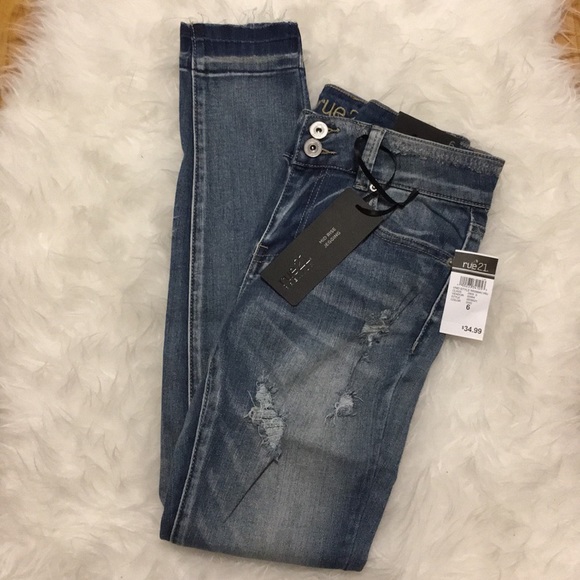 NWT distress released hem jegging - Picture 3 of 3