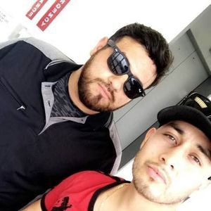 Meet your Posher, Robert