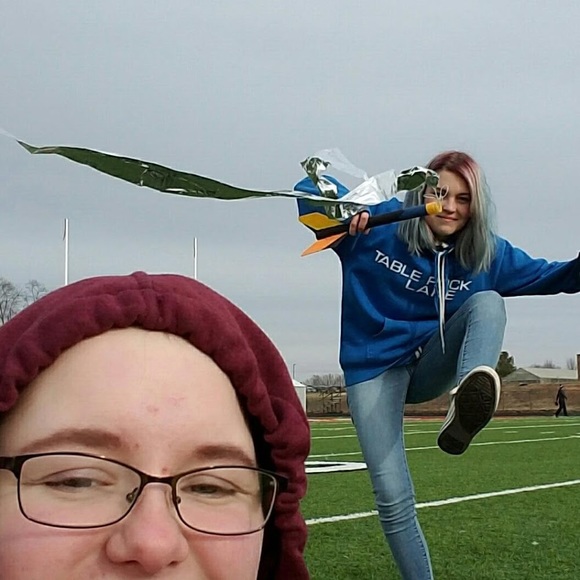 Meet your Posher, Julia - Picture 1 of 1