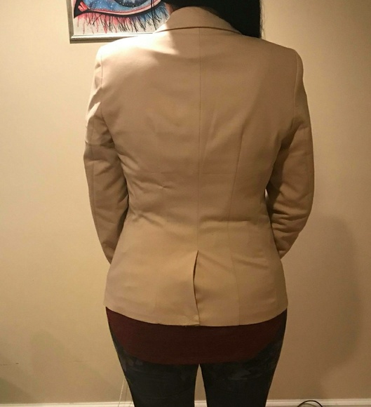 🎁Forever 21🎁 Fitted Blazer🎁New with Tags - Picture 3 of 5