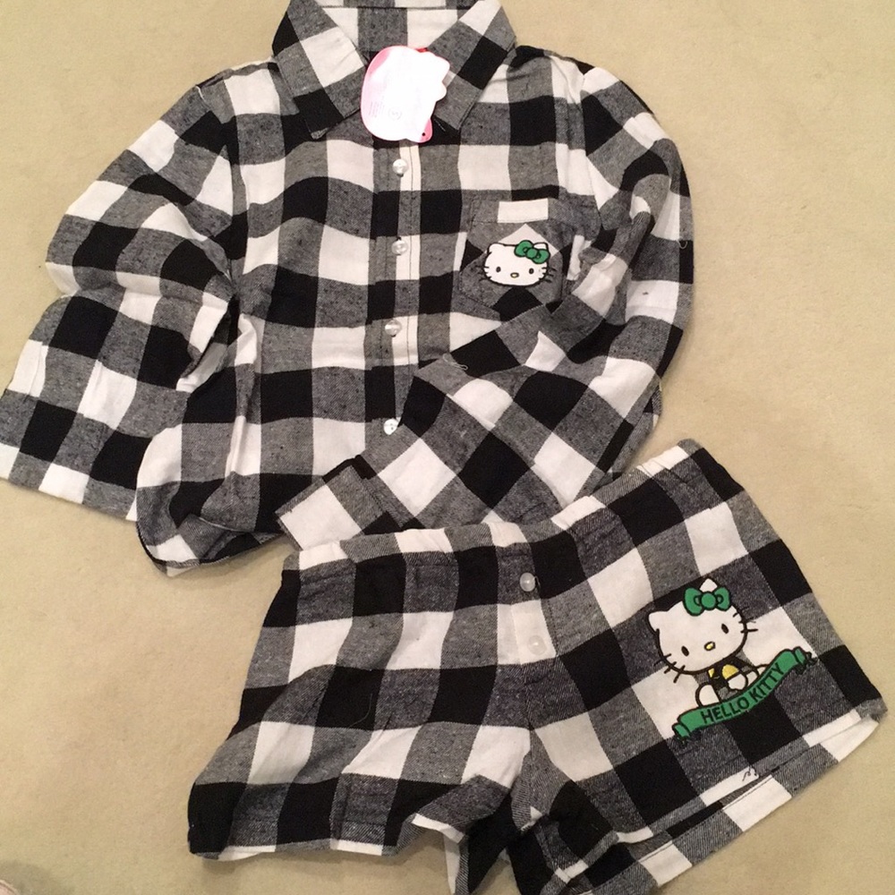 NWT hello kitty flannel PJ set