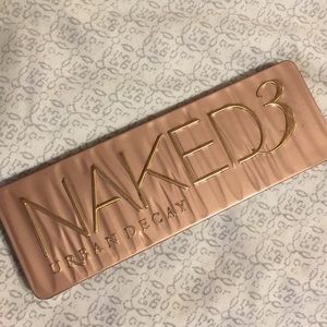 Naked 3 Pallet
