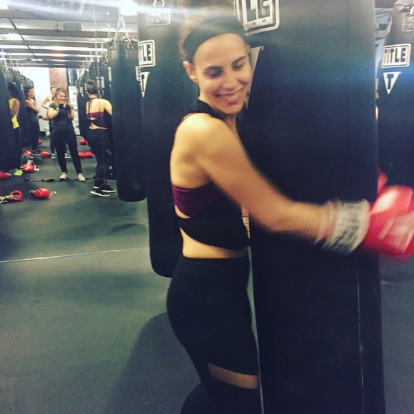 Meet Your Posher, MK - Picture 3 of 5