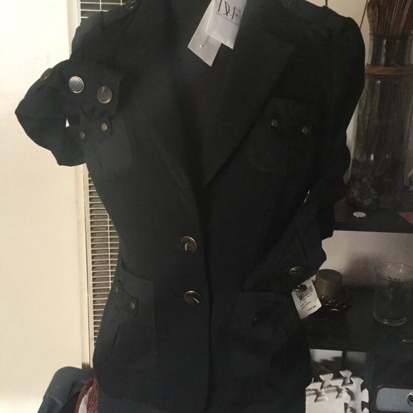 Diane Von Furstenberg( New) - Picture 2 of 4