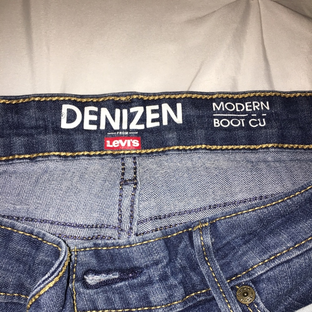 Women jeans