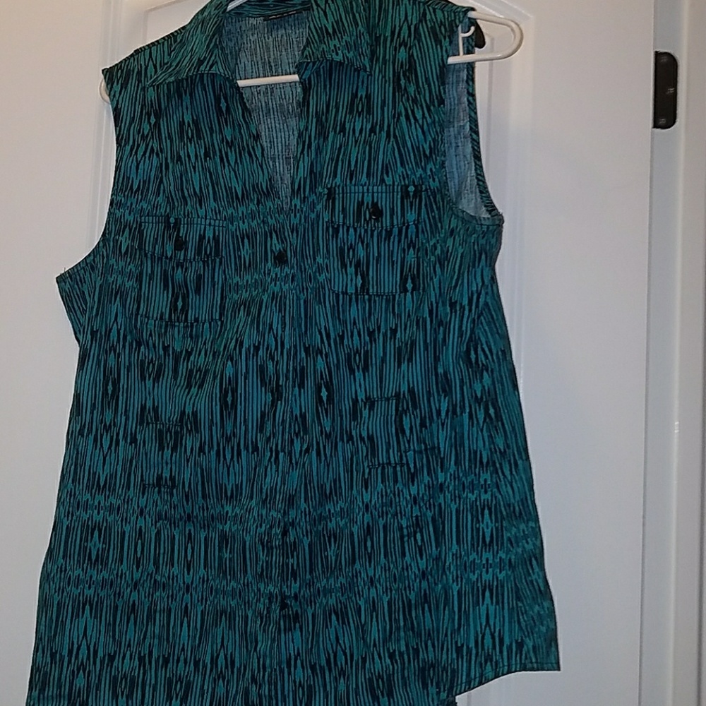 Sleeveless Black & Teal Top