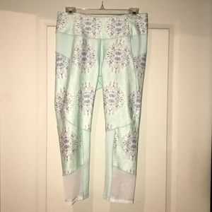 Calia Capri workout pants