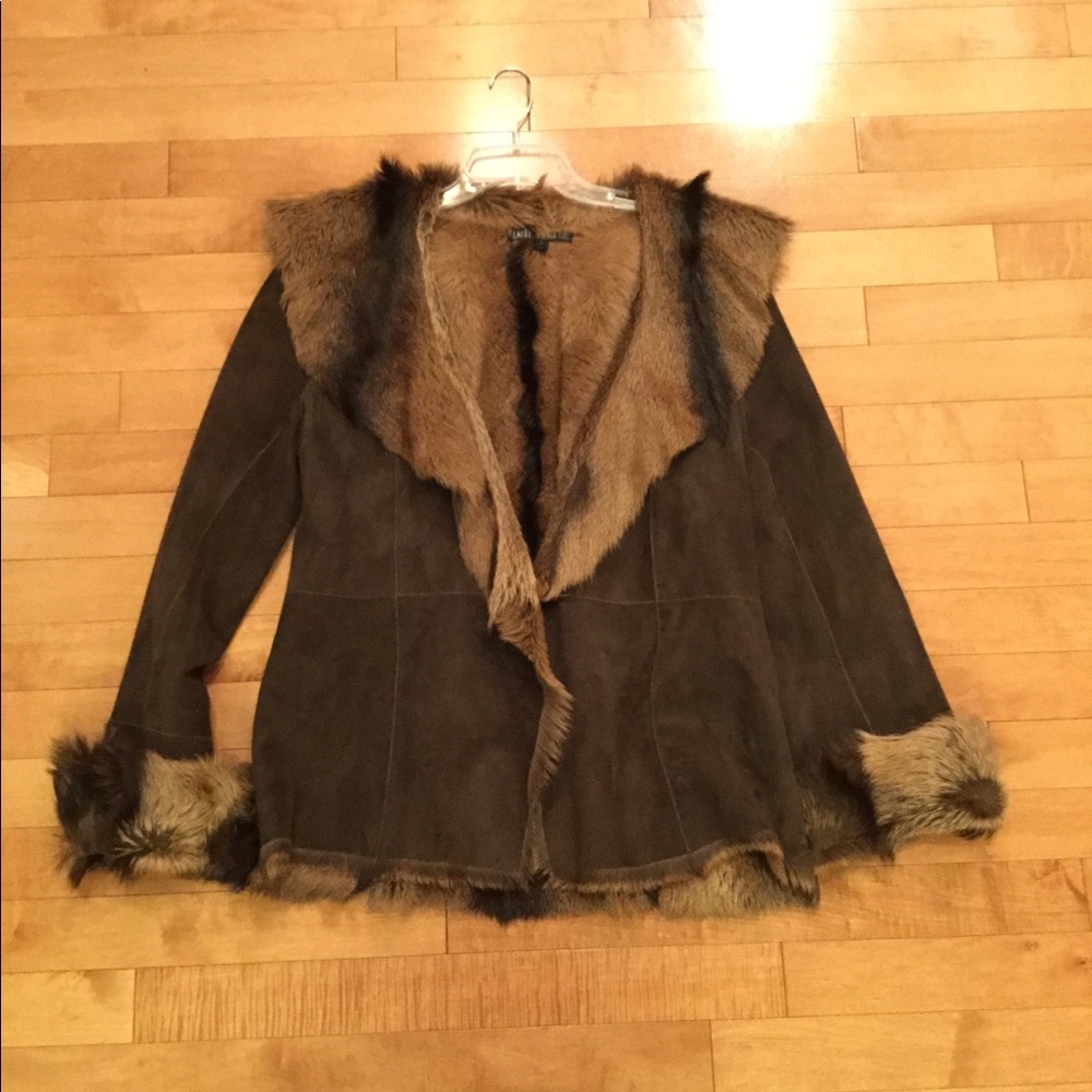Beautiful LAFAYETTE 148 goatskin & shearling coat