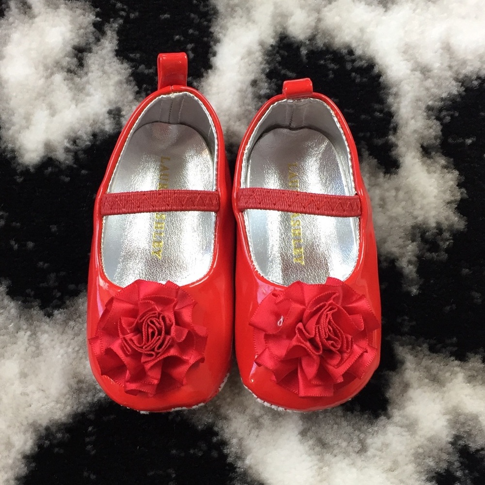 Laura Ashley Patent Leather Crib Shoes 4.75 Inches