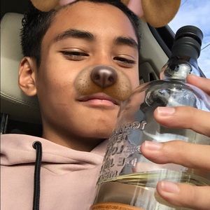 Meet your Posher, Cameron