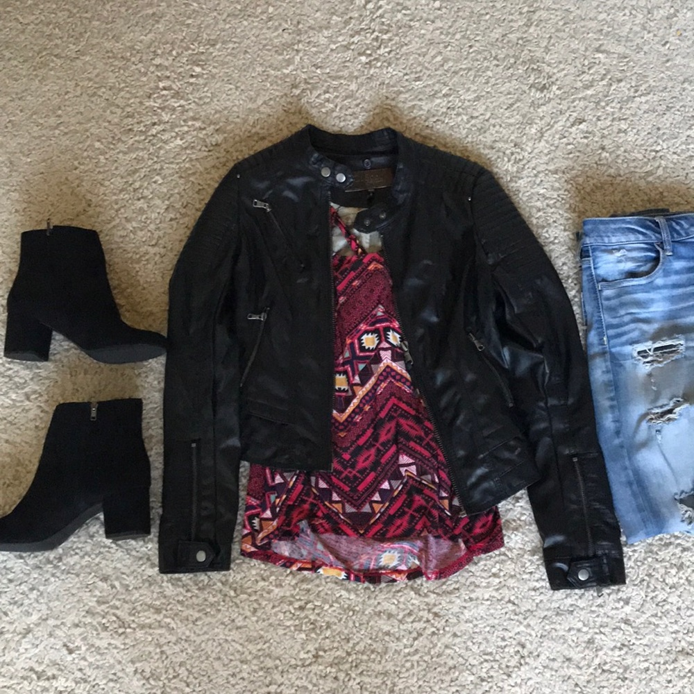 Charlotte Russe Aztec print tank