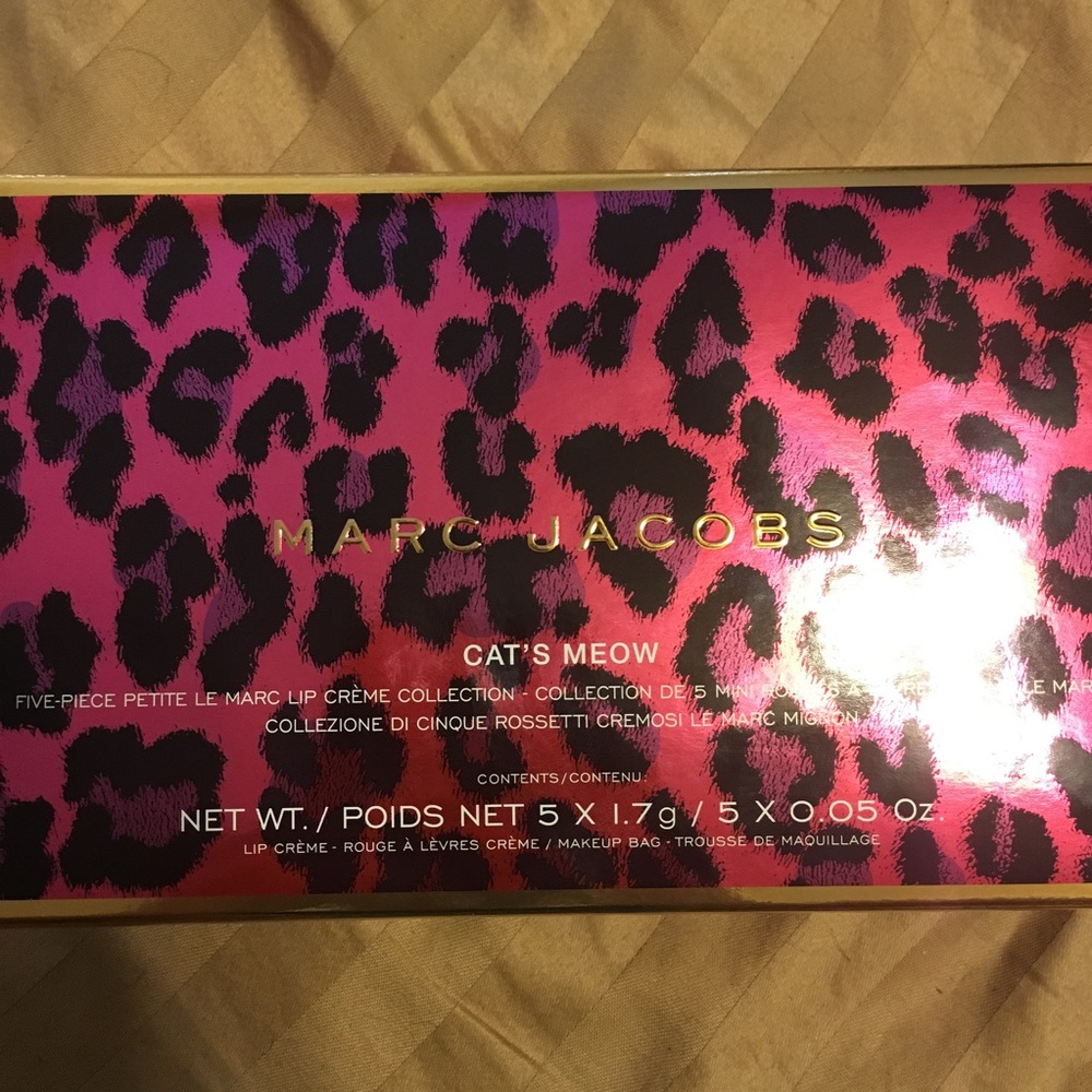 BRAND NEW Marc Jacobs Mini Lipsticks W/ Case!!