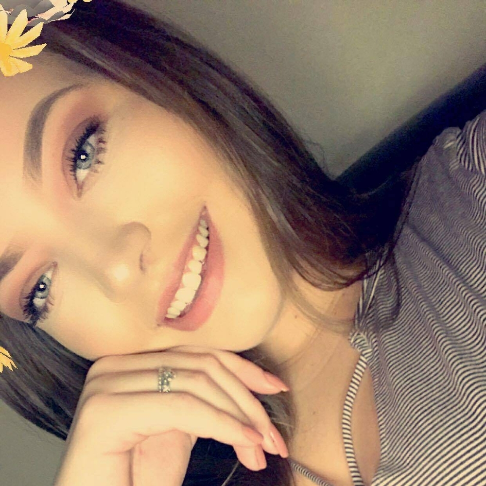 Meet your Posher, Alyssa
