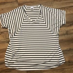 Agnes &Dora Love Top