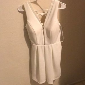 Guess-dress. New with tags attached