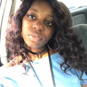 Meet your Posher, Yaketta