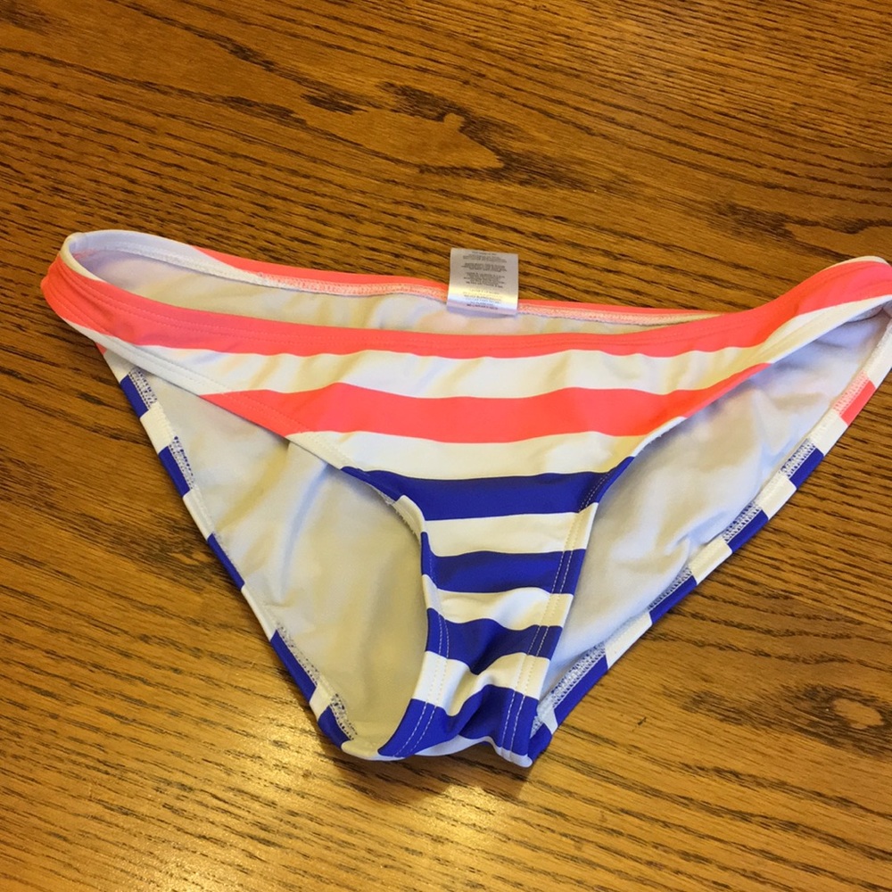 Bikini bottoms