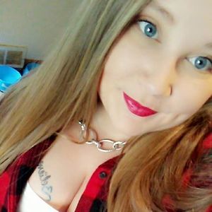 Meet your Posher, Whitney