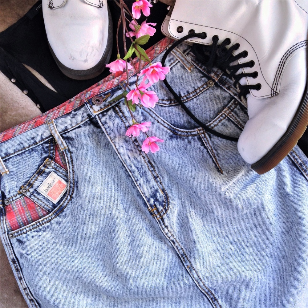Vintage High Waisted Acid Wash Denim Skirt - Picture 1 of 6