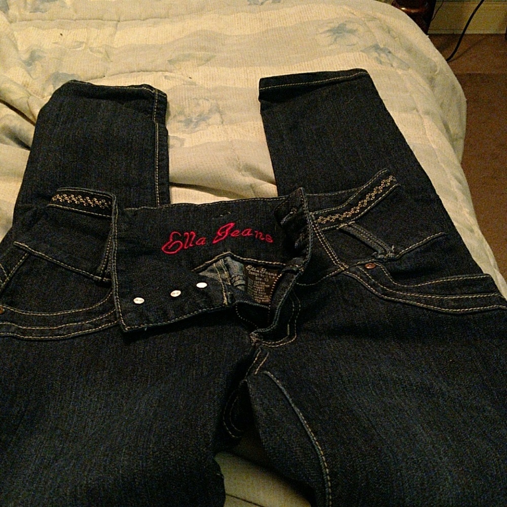 Ella jeans