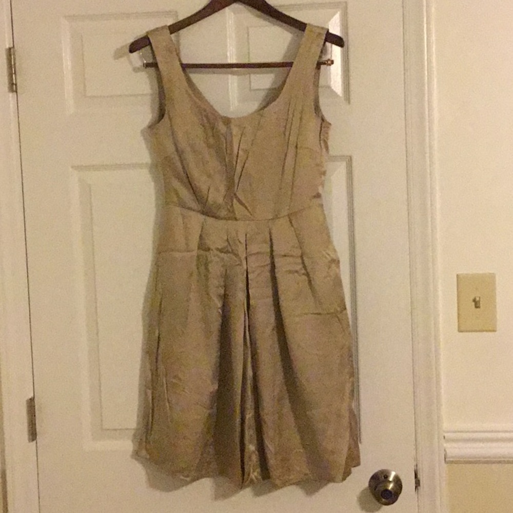 Lovely soft gold party dress with pockets!