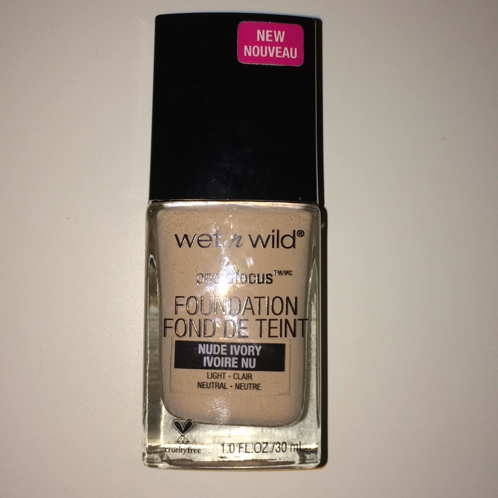 WET N WILD PHOTO FOCUS FOUNDATION