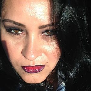 Meet your Posher, Priscila