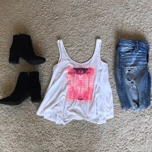 American Eagle Aloha tank white